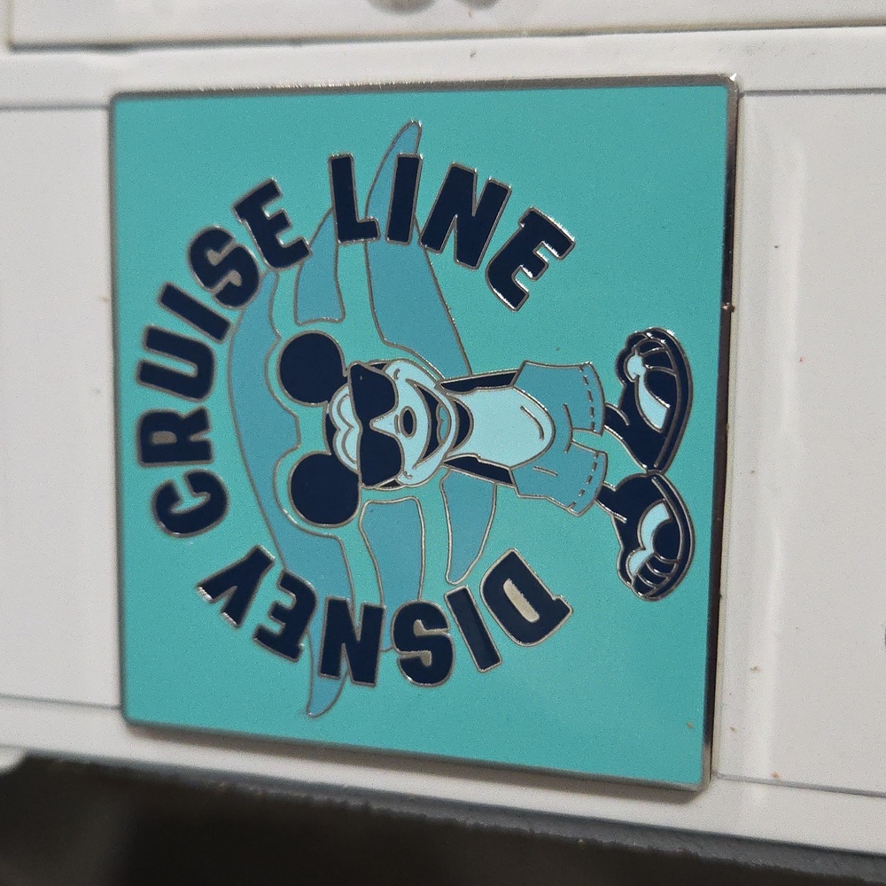 NWT DISNEY PARKS CRUISE LINE, MICKEY MOUSE TRADING PIN blue and green - Picture 2 of 2